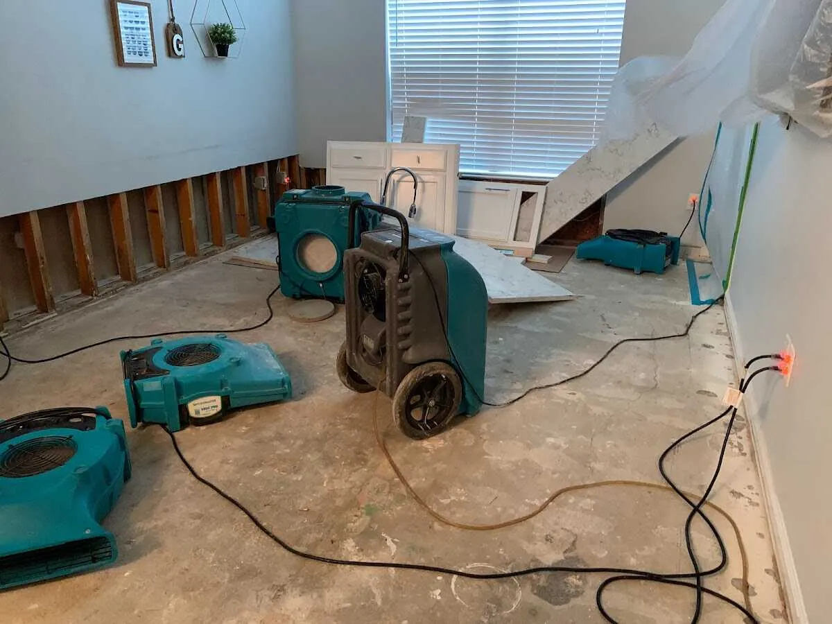 Dehumidifier in flood-cut room for Water Extraction & Removal in Milton-Freewater